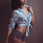 jolie libertine du 79 en lingerie